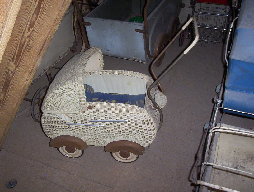 Photo of a Doll Carriage